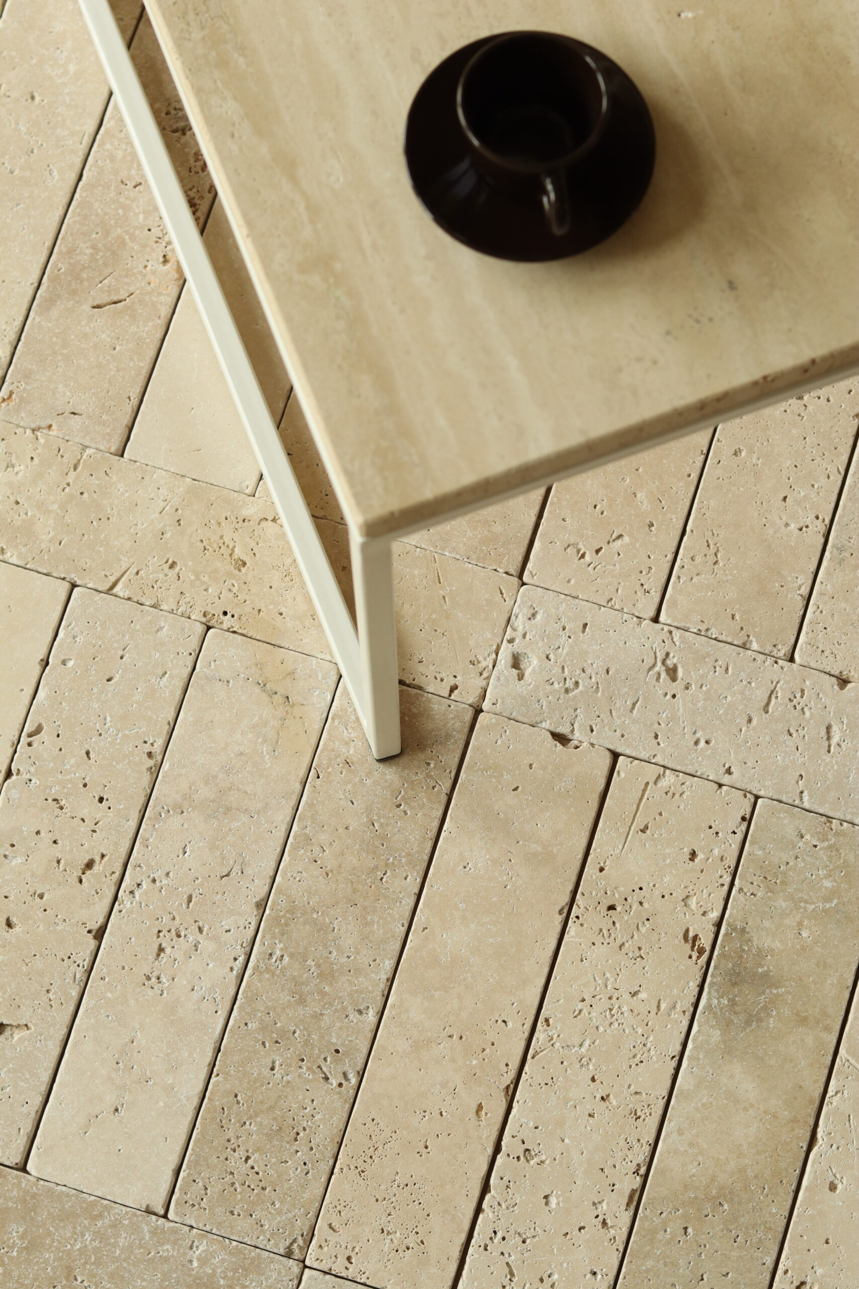 IMG_1164 IVORY MIX travertine brick slip 30,5x7,5x1 cm tumbled - Image 1